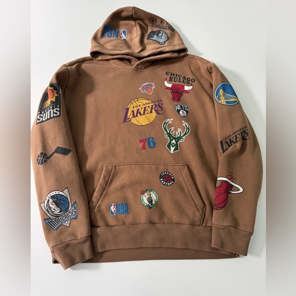 Hollister Tops - Hollister NBA Team Logo Hoodie🏀